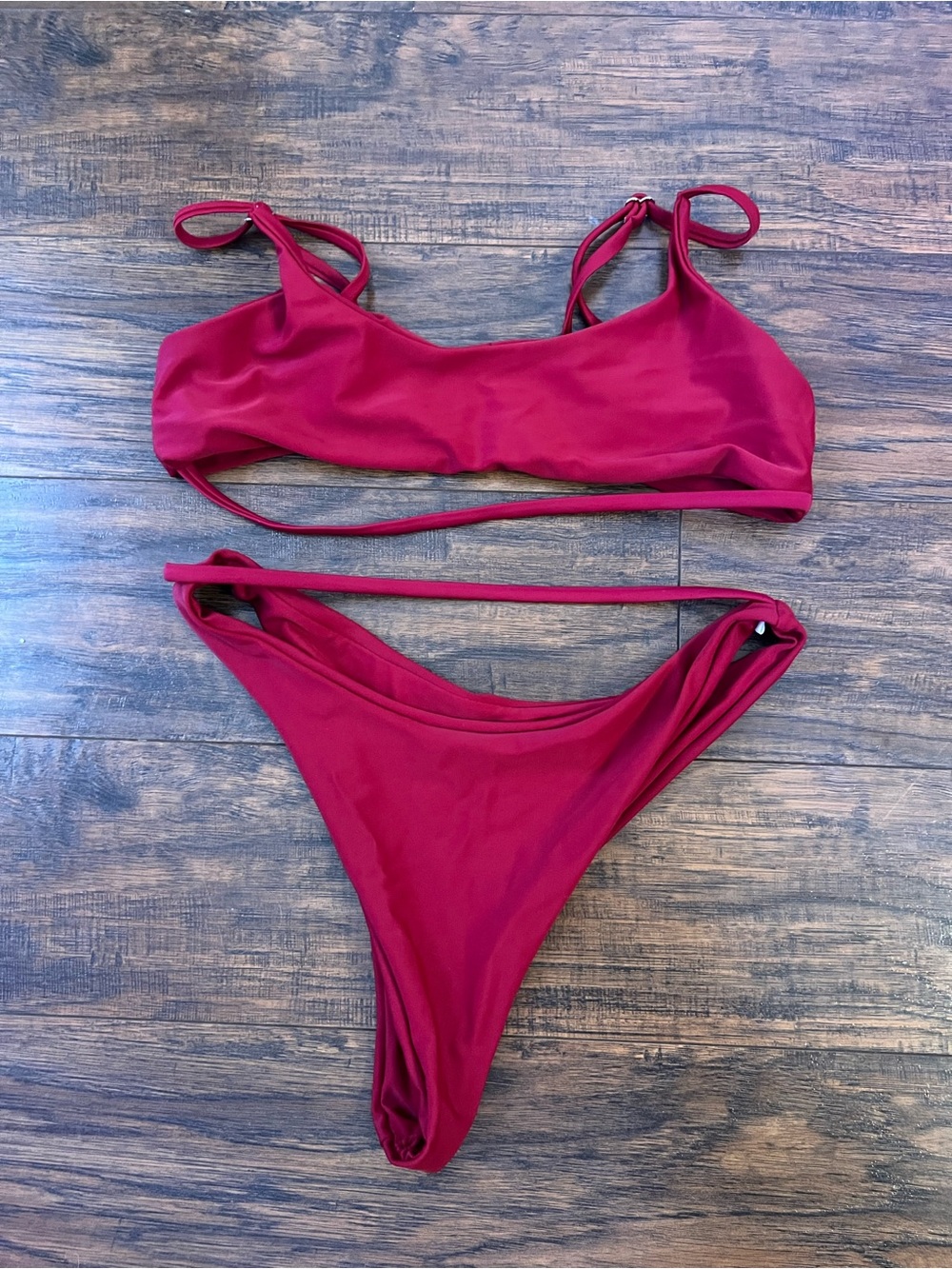 Women's Solid Berry Tie-Shoulder Bikini Set